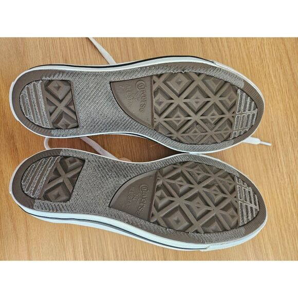 Peach Converse All Star, size Men's 7 or Women's 9 - Picture 4 of 7